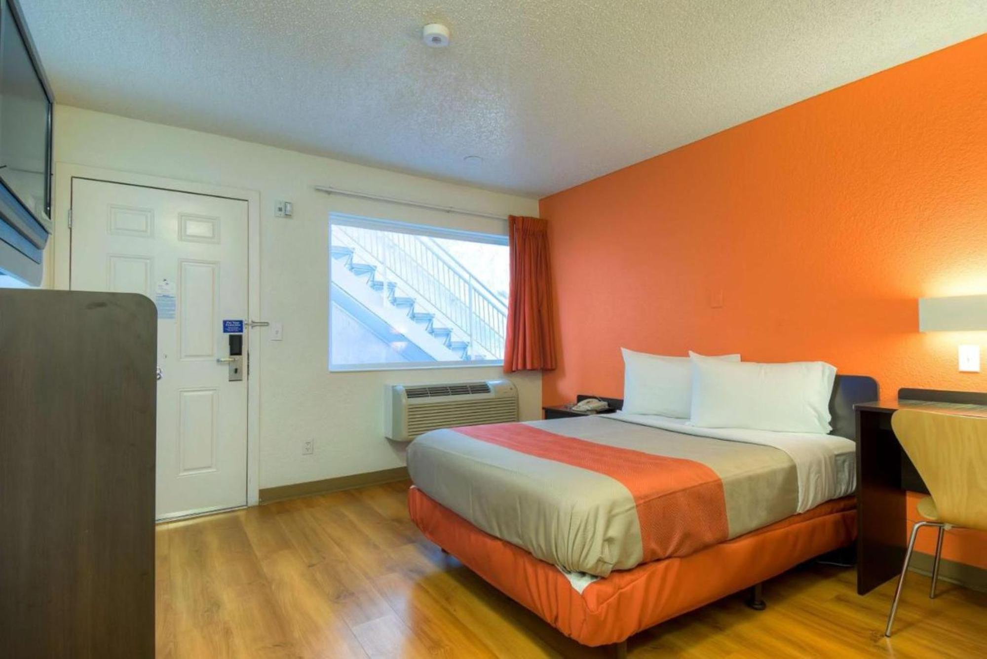Hotel Tropicana Stays By Townhouse Las Vegas